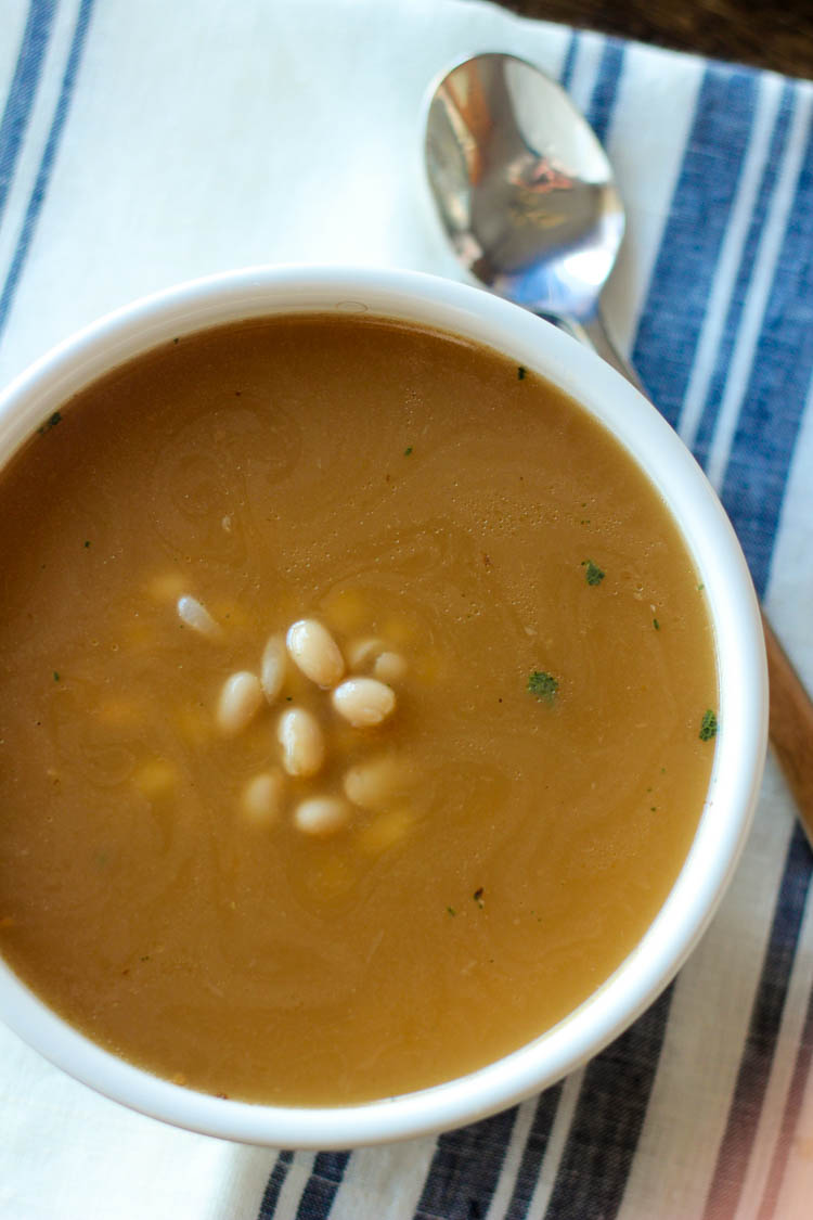 Roasted Garlic White Bean Soup-1