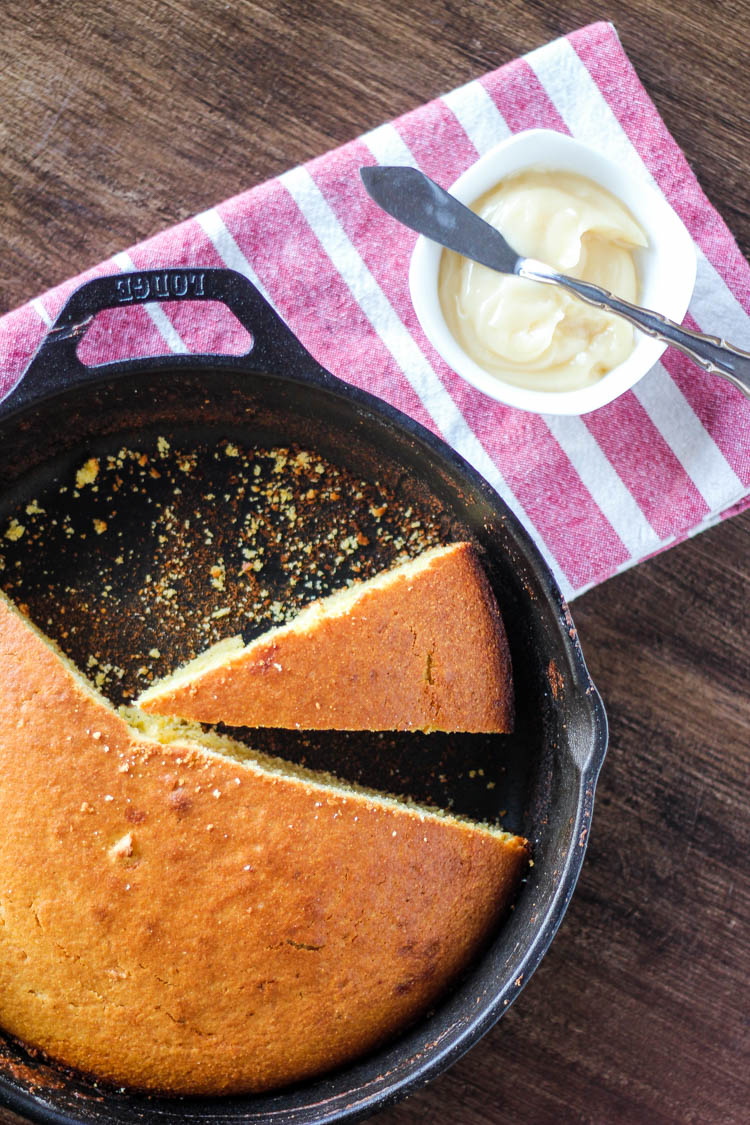 Sweet Skillet Cornbread-1